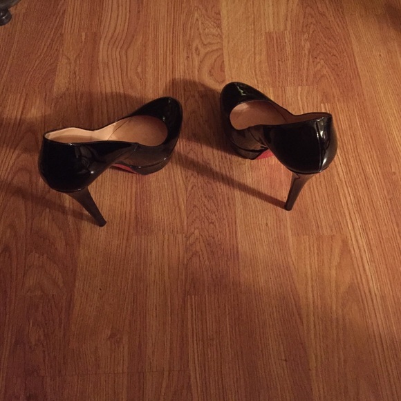 Heels - Picture 1 of 2