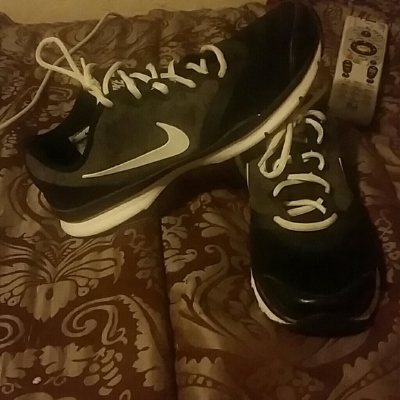 Nike shoes! Basically new!!!