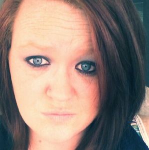 Meet your Posher, Lana