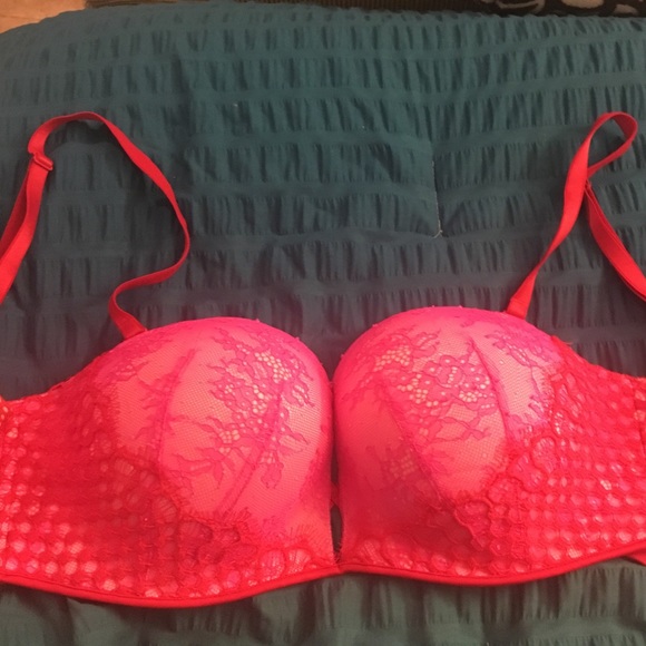 Victoria's Secret Bombshell Push-up bra 36C