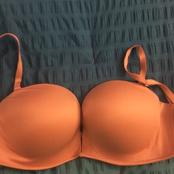 Victoria's Secret Bombshell push-up bra 36C