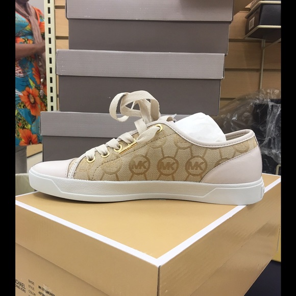 MICHAEL Michael Kors Shoes - Authentic Michael Kors City Sneakers