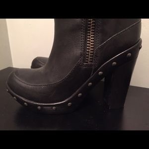 Korks Black Studded Boots