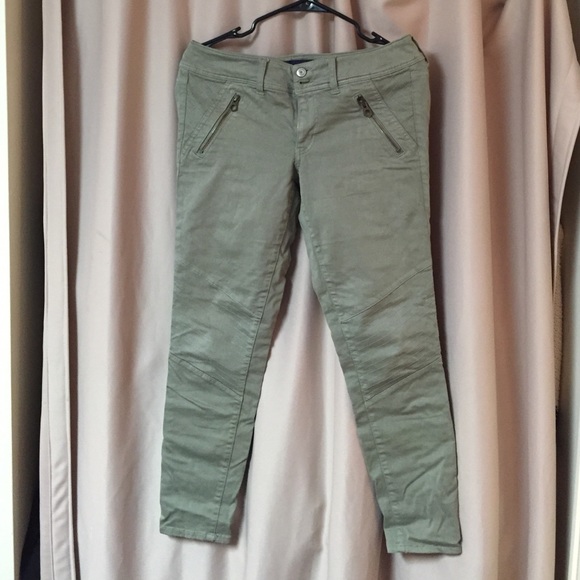 American Eagle Outfitters Pants - American Eagle army green pants