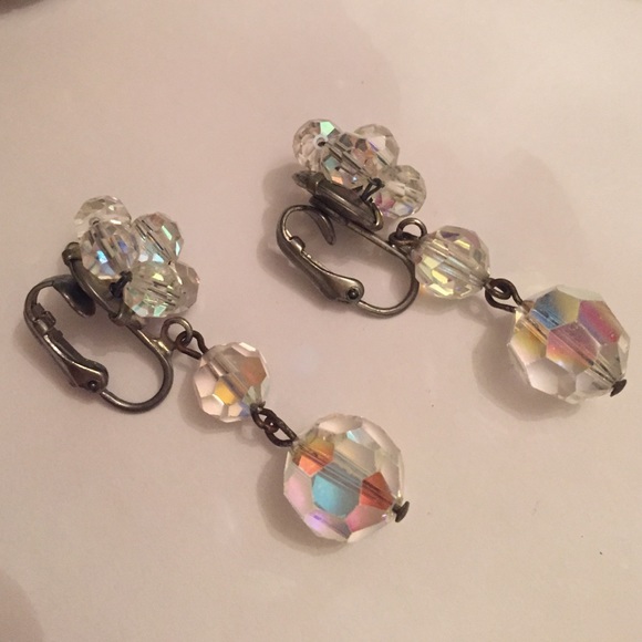 Vintage Petite Chandelier Clip Earrings - Picture 4 of 4