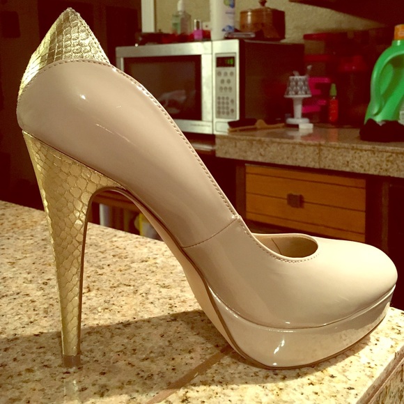 Guess heels