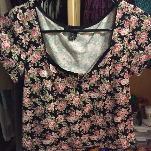 Floral crop top