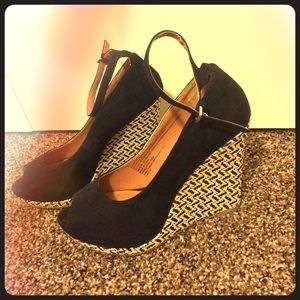 Peep toe wedge with ankle strap