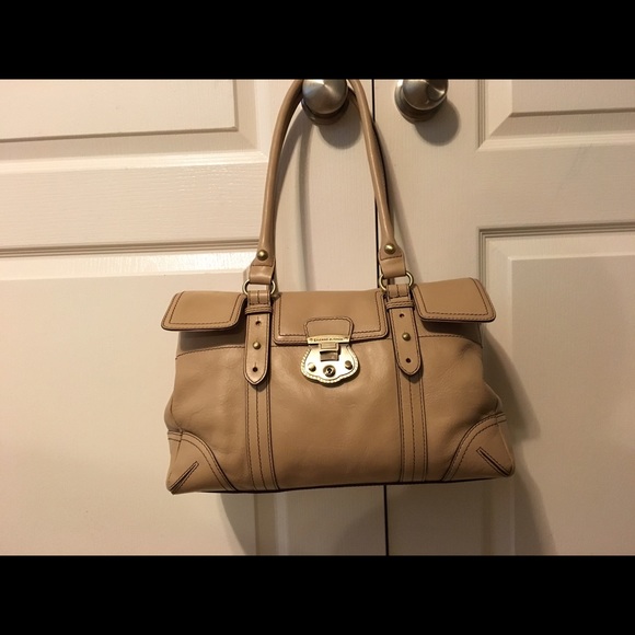 Etienne Aigner bag!