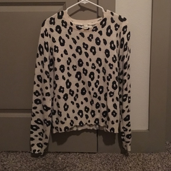 Forever21 Animal Print Sweater