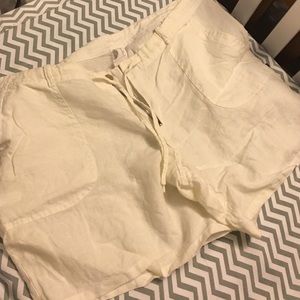 Linen shorts