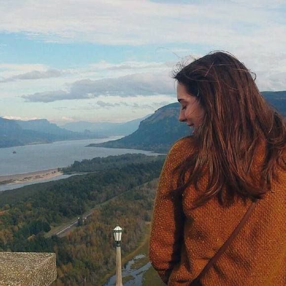 Meet your Posher, Shannon - Picture 1 of 1