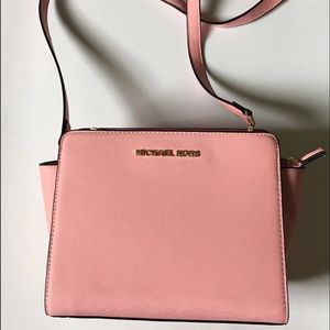 MK Selma pink purse