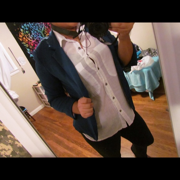 Button up! - Picture 2 of 4
