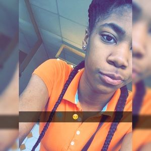 Meet your Posher, Andria