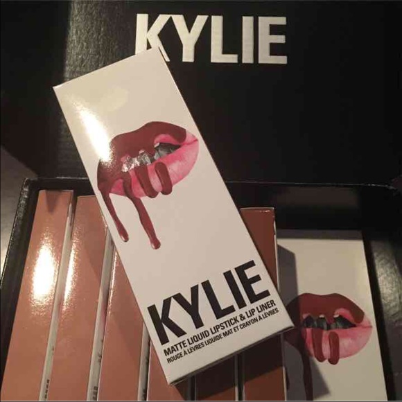 🆕AVAILABLE NOW🆕DOLCE K💄Kylie Lip Kit💄BNIB - Picture 4 of 4