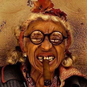 Meet your Posher, Melinda n