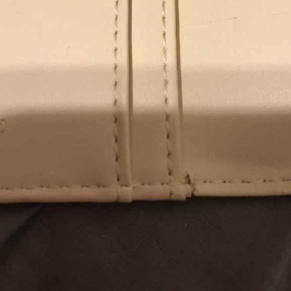 Kate Spade Wallet - Picture 4 of 4