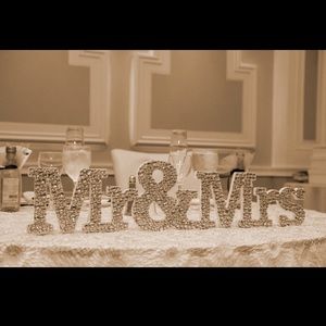 White MR & MRS Jeweled Sign