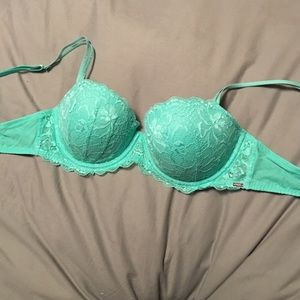 NWOT Victoria's Secret date bra