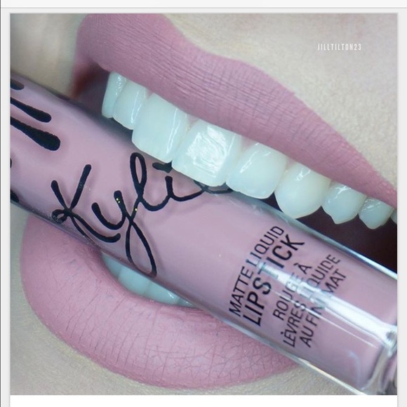 💥FLASH SALE💥🆕KOKO K💄Kylie Lip Kit💄BNIB - Picture 2 of 4