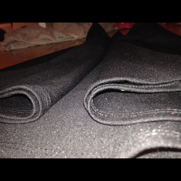 Black Midi Mid-Rise Skirt-- BRAND NEW!! - Picture 2 of 3