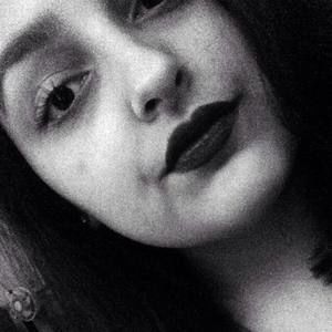 Meet your Posher, Mikayla