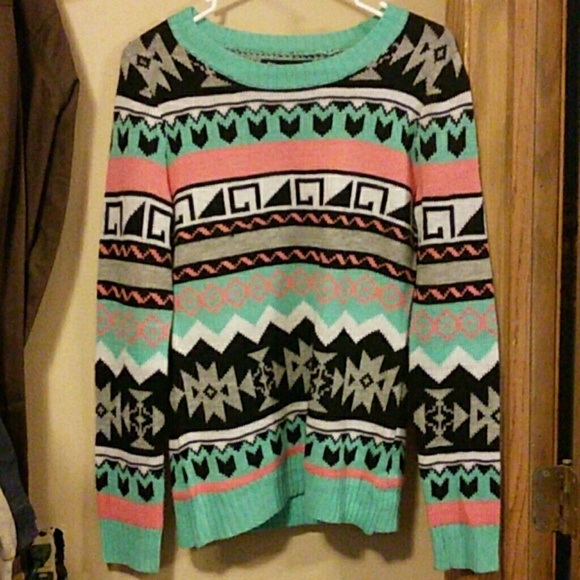 Derek Heart Sweaters - Sweater