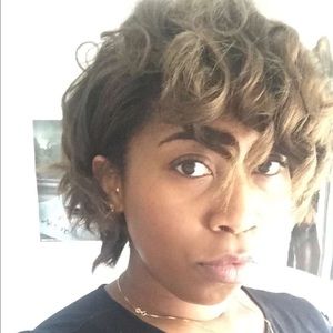 Meet your Posher, Ariel