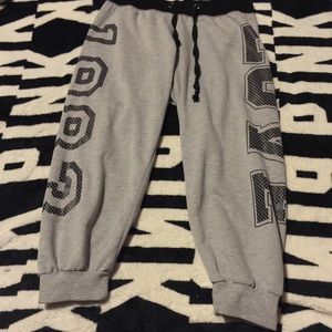 Capri sweats
