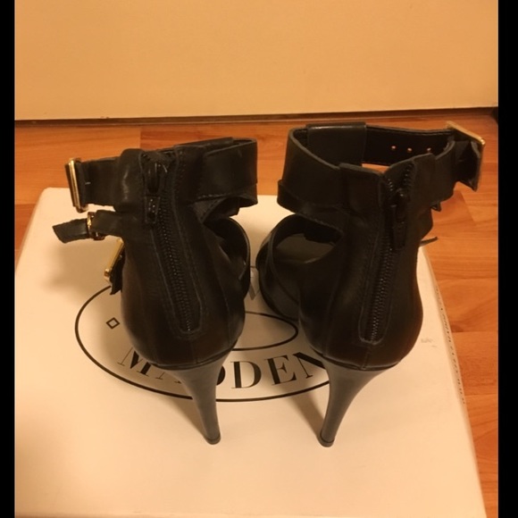 {steve madden} 🆕 double ankle strap heels - Picture 3 of 4