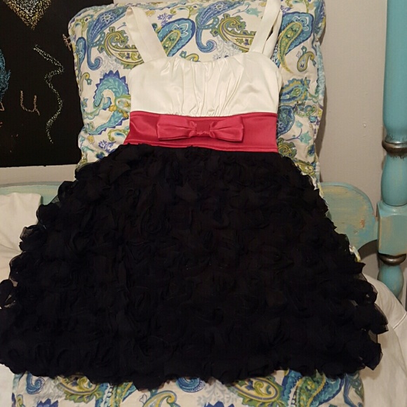 Formal children's dress