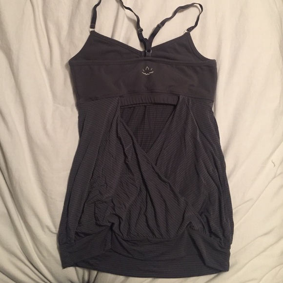 Open back athletic tank