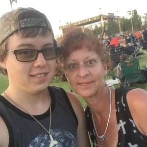 Meet your Posher, Deborah