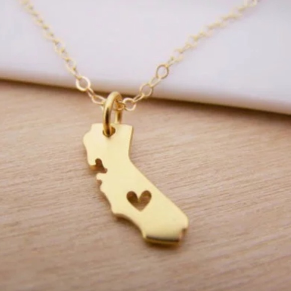 #closetcrush Jewelry - California Love Necklace