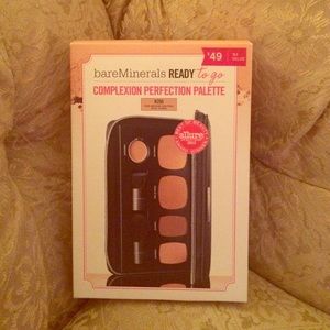 *NWT* bareMinerals READY to go Palette