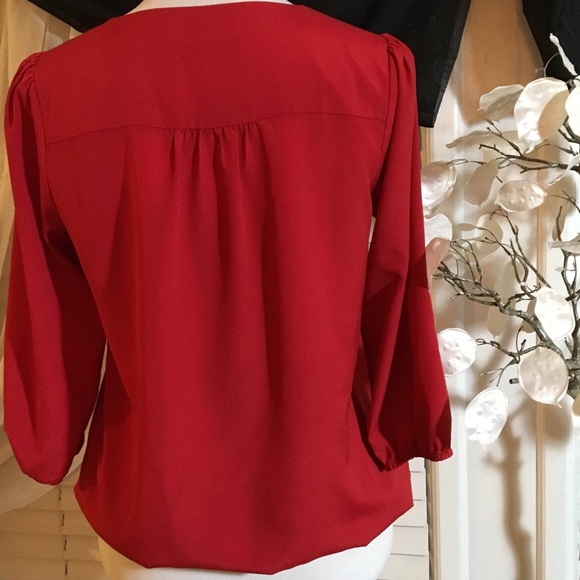 LOFT Red blouse - Picture 4 of 4