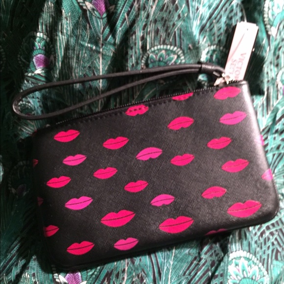 REDUCED! NWT's Victoria's Secret Lips Wristlet - Picture 3 of 3