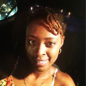 Meet your Posher, Darnischa