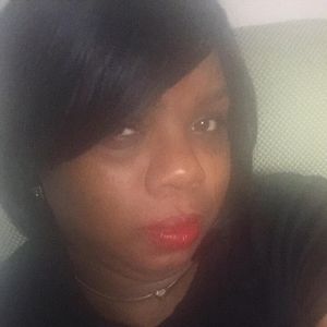 Meet your Posher, Juanisha