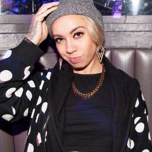 Meet your Posher, Kimi