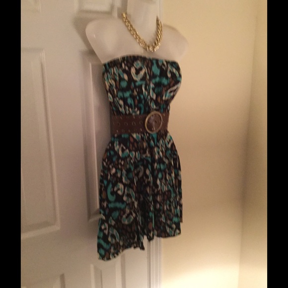 Clothes,Shoes,Wigs,Etc... - Picture 3 of 4