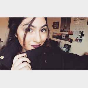 Meet your Posher, Viridiana