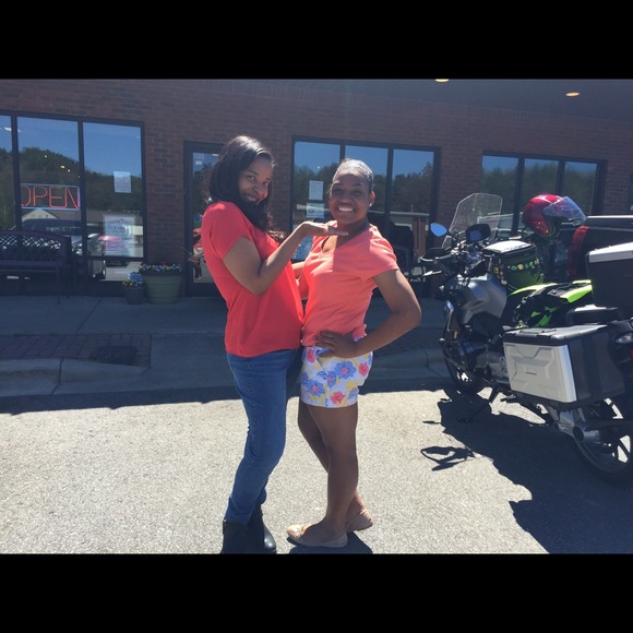 Meet your Posher, Heidi - Picture 1 of 1