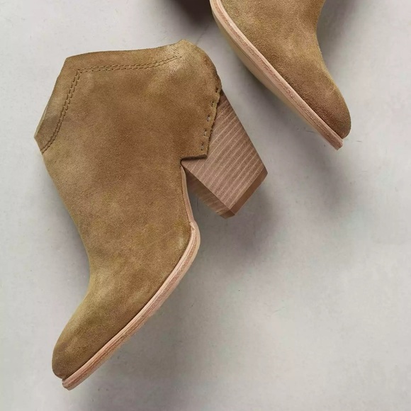 ANTHROPOLOGIE Dolce Vita Haku Bootie Olive sz 8