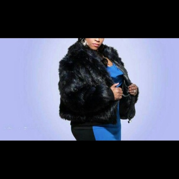 Baby Phat Faux Fur 💃🏿