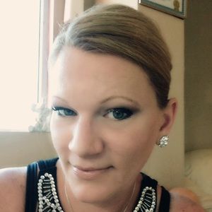 Meet your Posher, Renee