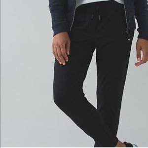 LULULEMON Jet Crop Slim Sz 12 NWT