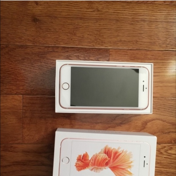 16 GB Rosegold IPhone 6s - Picture 1 of 4