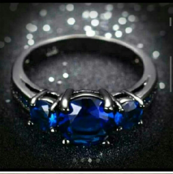 🆕 Beautiful 18k Stamped Black Gold Filled Ring❗ - Picture 2 of 4